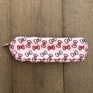 Stoney Clover Lane x Hello Kitty Bow Slim Pouch